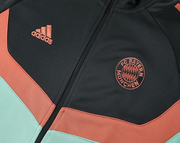 24/25 Bayern Munich Black/Green Full Zipper Jacket +Long Pants - Image 11