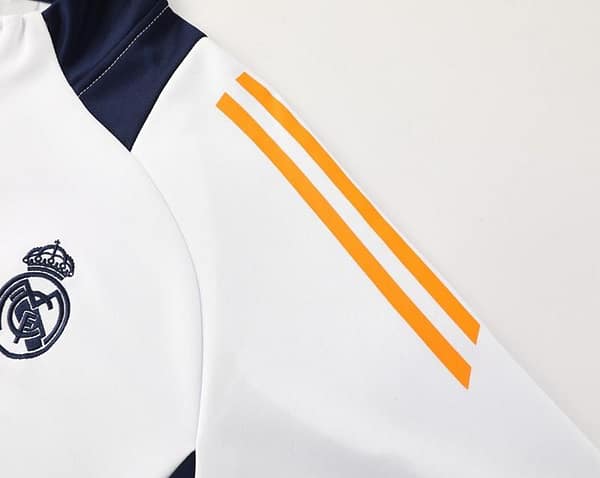24/25 Real Madrid White Full Zipper Jacket +Long Pants - Image 9