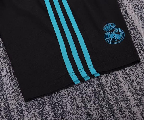 Retro Kids 17/18 Real Madrid Away Black Jersey - Image 8