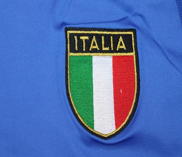 Retro 2000 Italy Home Long Sleeve Jersey - Image 2