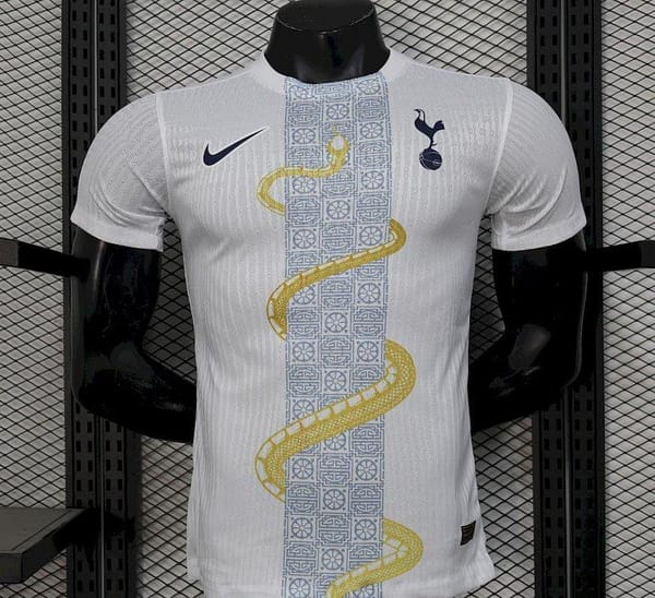 Player Version 25/26 Tottenham Hotspur Nike Year of the Snake Warm Up Jersey