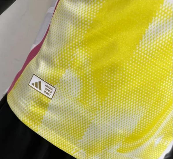 Player Version 24/25 Juventus Away Yellow Jersey - Image 5