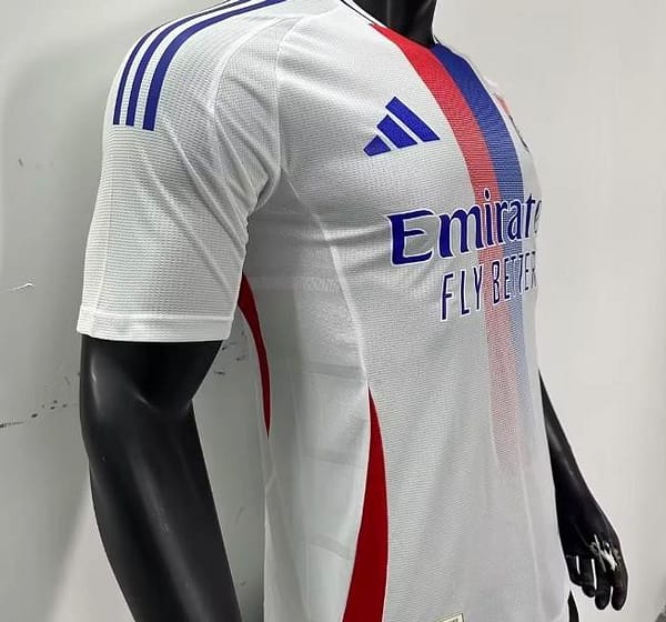 24/25 Olympique Lyonnais Home Jersey - Image 3