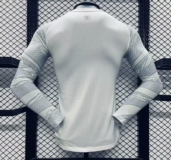 Player Version 24/25 Manchester City Puma Year of the Dragon White Long Sleeve Jersey - Image 2