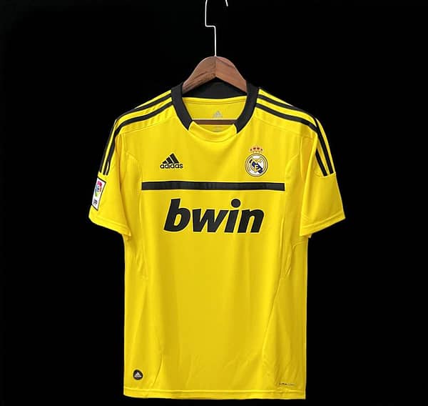 Retro 11/12 Real Madrid Goalkeeper Yellow Jersey