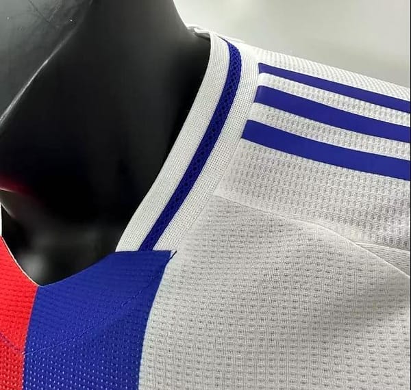 24/25 Olympique Lyonnais Home Jersey - Image 6