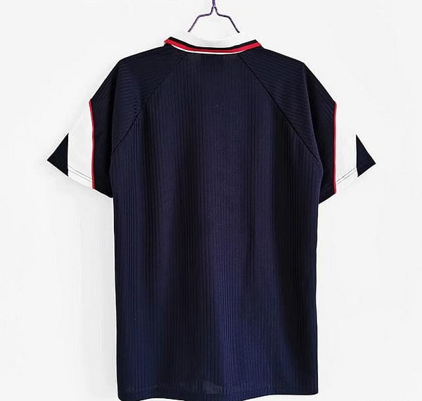 Retro 96/98 Scotland Home Jersey - Image 4