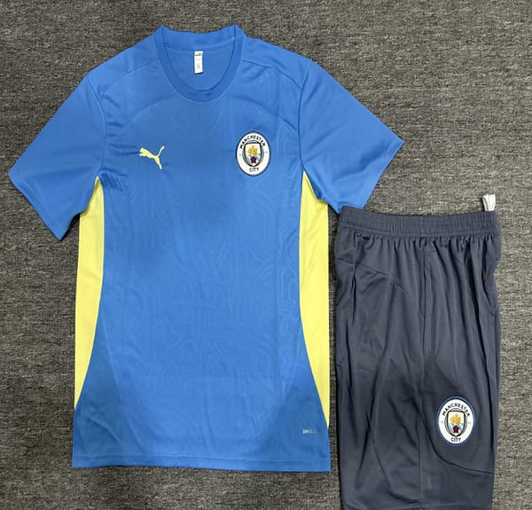 24/25 Kids Manchester City Sky Blue Short Sleeve Jersey+Shorts - Image 2
