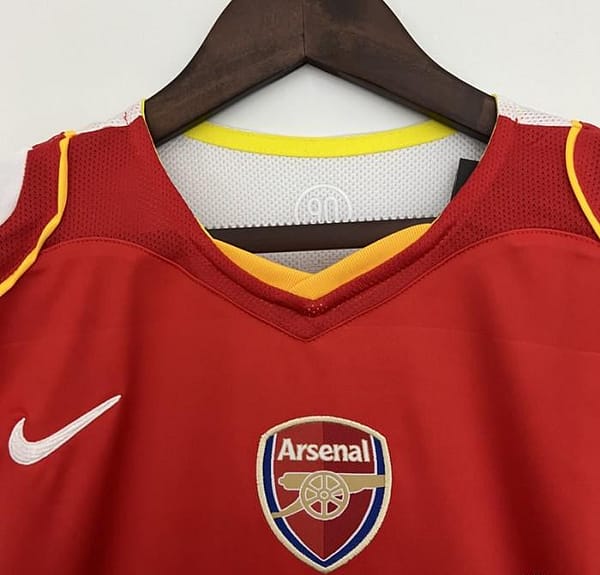 Retro 04/05 Arsenal Home Jersey - Image 2