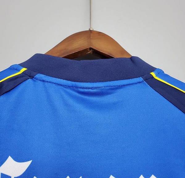 Retro 01/02 Club America Away Blue Jersey - Image 3