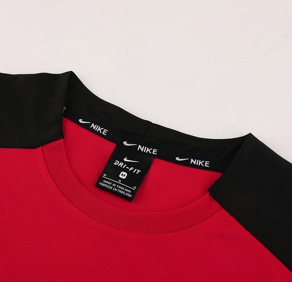 24/25 Nike Red Short Sleeve Jersey+Shorts - Image 9