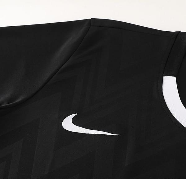 24/25 Nike Black Short Sleeve Jersey+Shorts - Image 9