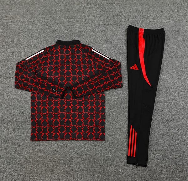 24/25 Manchester United Black/Red Special Half Zipper Jacket+Long Pants - Image 8
