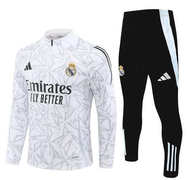 24/25 Real Madrid White Special Half Zipper Jacket+Long Pants - Image 17