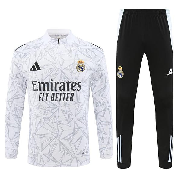 24/25 Real Madrid White Special Half Zipper Jacket+Long Pants - Image 19