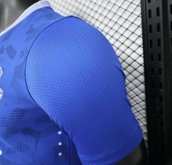 24/25 Player Version Everton Home Jersey - Image 3