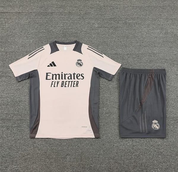 24/25 Real Madrid Pink Short Sleeve Jersey+Shorts - Image 12