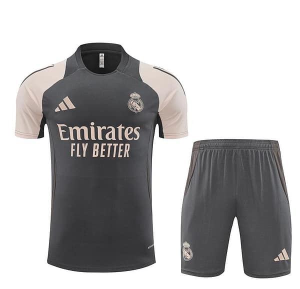 24/25 Real Madrid Black/Pink Short Sleeve Jersey+Shorts - Image 18