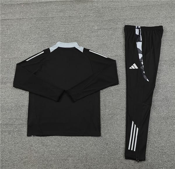 24/25 Manchester United Black Half Zipper Jacket+Long Pants - Image 8