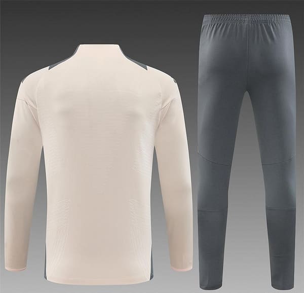 24/25 Real Madrid khaki Half Zipper Jacket+Long Pants - Image 15