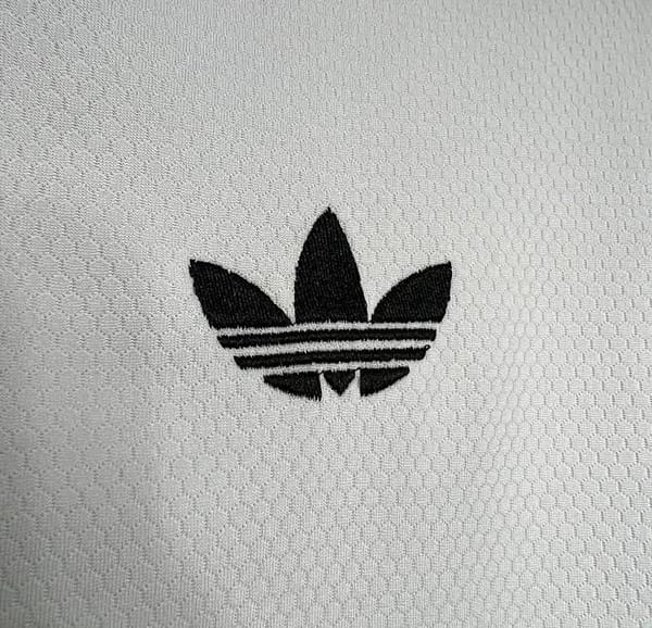 2024/25 Juventus Third Goalkeeper White Jersey - Image 5