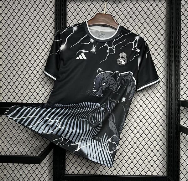2024/25 Real Madrid Special Edition Black Jersey - Image 2