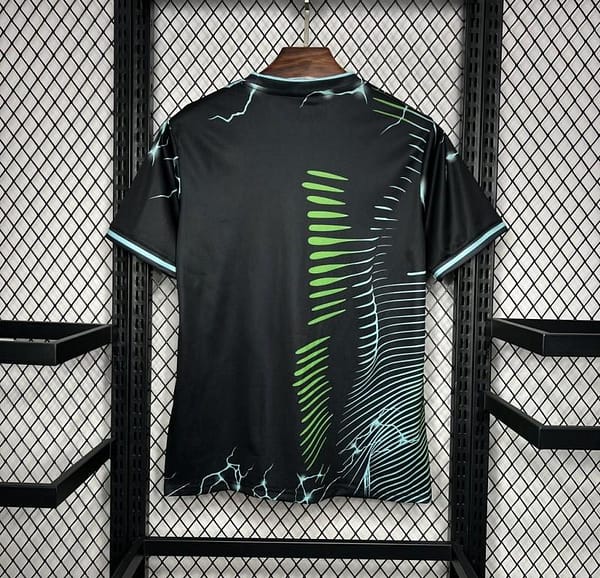 2024/25 Real Madrid Special Edition Black And Green Jersey - Image 3