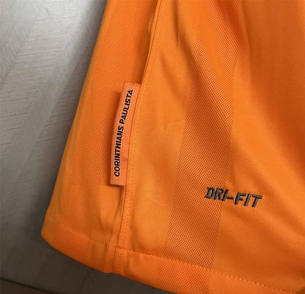 2010 Retro Corinthians Goalkeeper Orange Jersey - Image 4