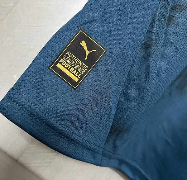 24/25 Olympique Marseille Away Jersey - Image 8