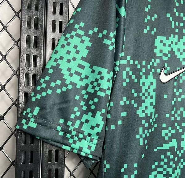 2024/25 Sporting CP Pre-Match Jersey - Image 5