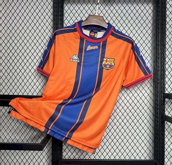 Retro 96/97 Barcelona Away Jersey - Image 2