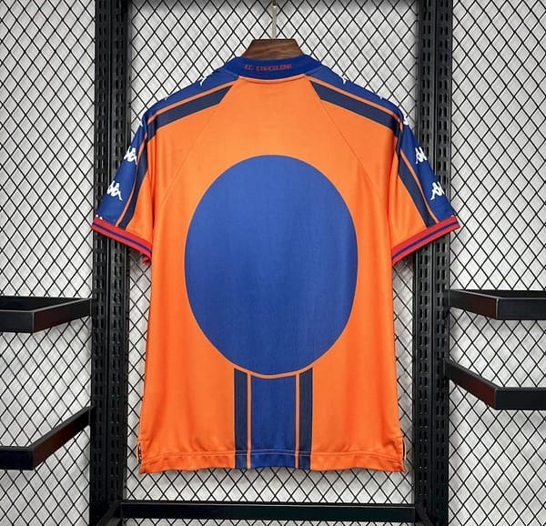 Retro 96/97 Barcelona Away Jersey - Image 3