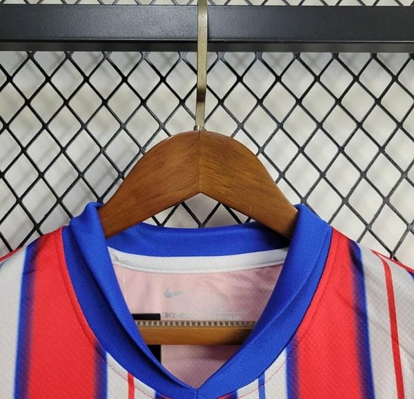 24/25 Kids Atletico Madrid Home 16-28 Jersey - Image 2