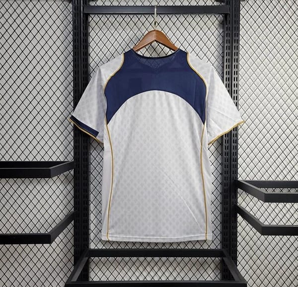 Retro 2004 Portugal Away Jersey - Image 4