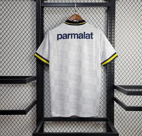 Retro 95/96 Boca Juniors Away Jersey - Image 4