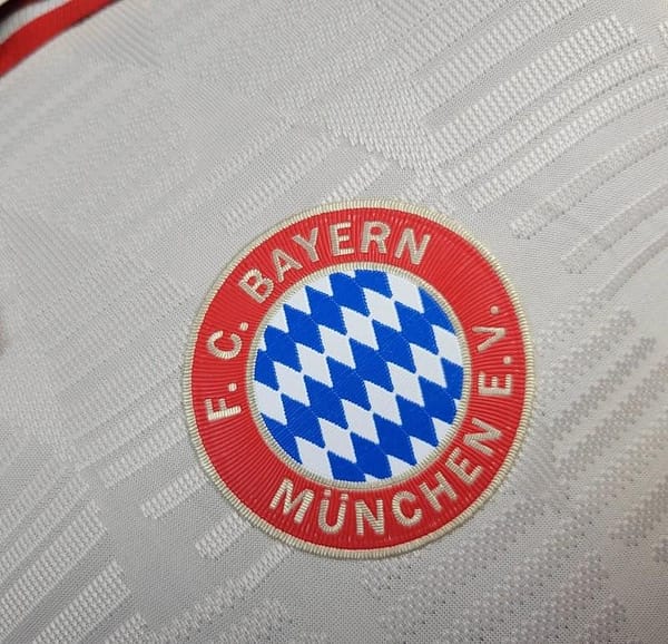 Player Version 24/25 Bayern Munich Third Jersey - Image 2