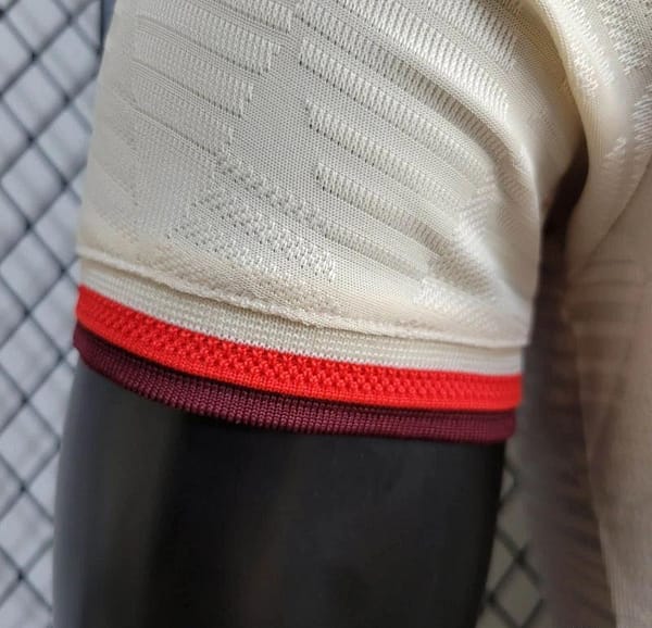 Player Version 24/25 Bayern Munich Third Jersey - Image 4