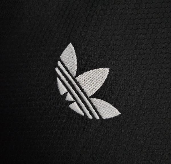 24/25 Bayern Munich Third Black Goalkeeper Jersey - Image 2