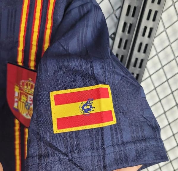 Retro 1996 Spain Away Jersey - Image 2