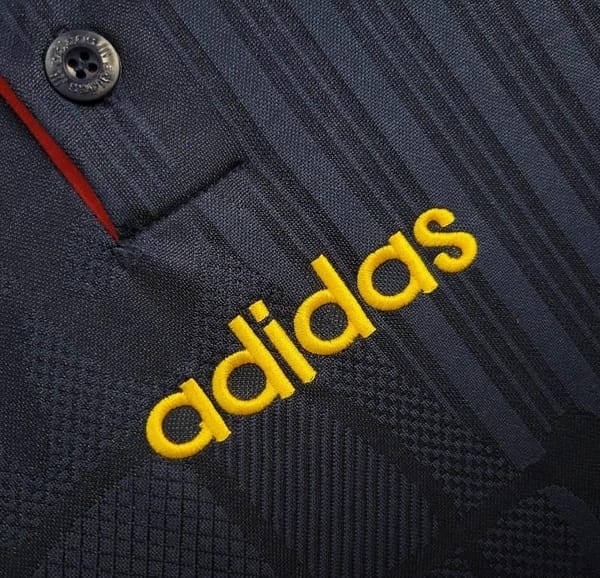 Retro 1996 Spain Away Jersey - Image 8