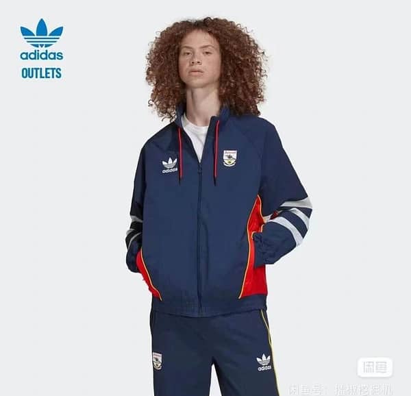 24/25 Arsenal Navy/Red Windbreaker - Image 4