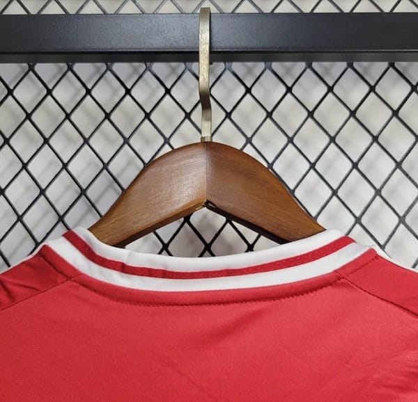 24/25 Women Manchester United Home Jersey - Image 8