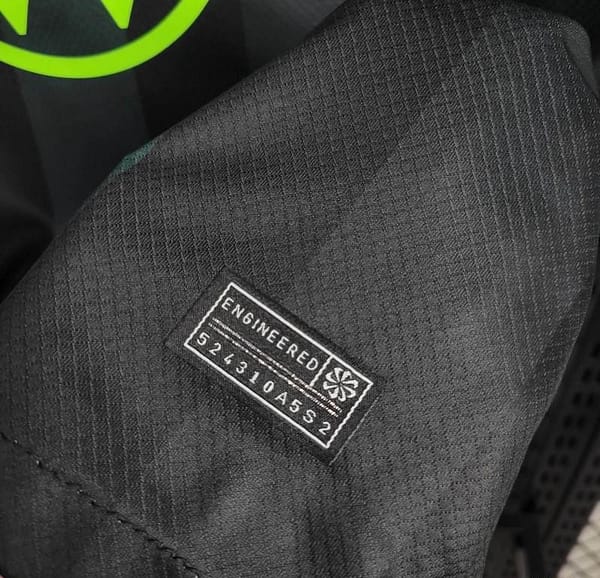 24/25 Wolfsburg Away Jersey - Image 4