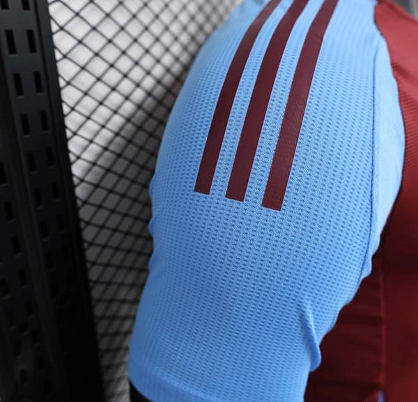 Player Version 24/25 Aston Villa Home Jersey - Image 8