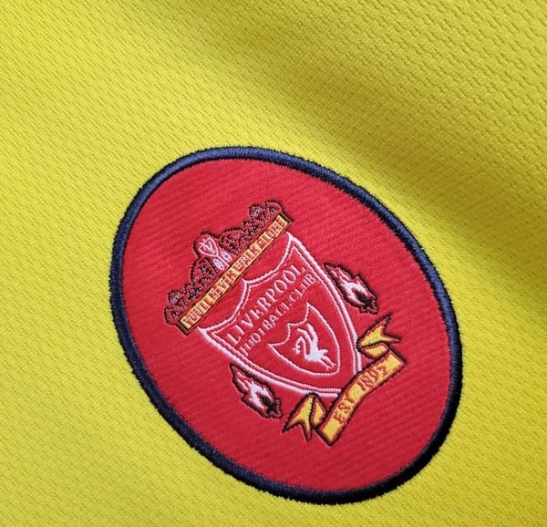 Retro 1998 Liverpool Away Jersey - Image 5