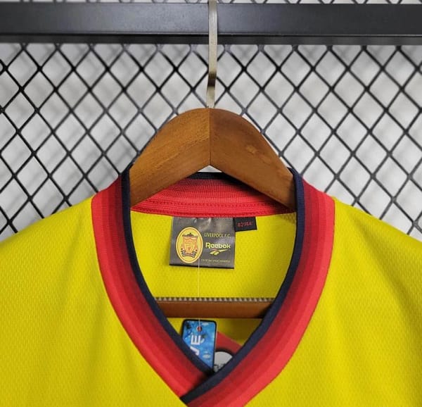 Retro 1998 Liverpool Away Jersey - Image 6