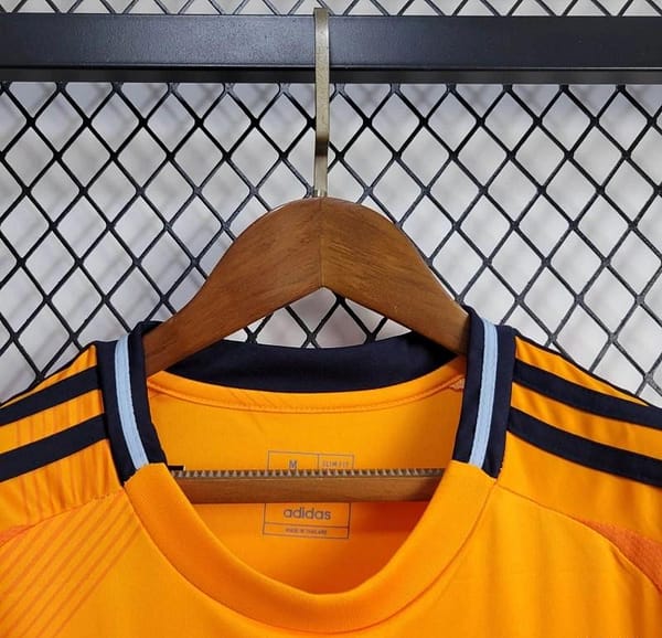 24/25 Women Real Madrid Away Jersey - Image 2