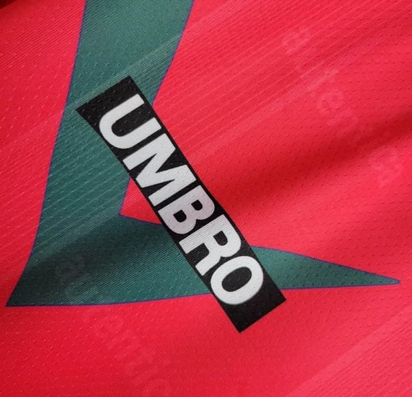 Retro 1998 Mexico World Cup Goalkeeper Red Jersey - Image 4