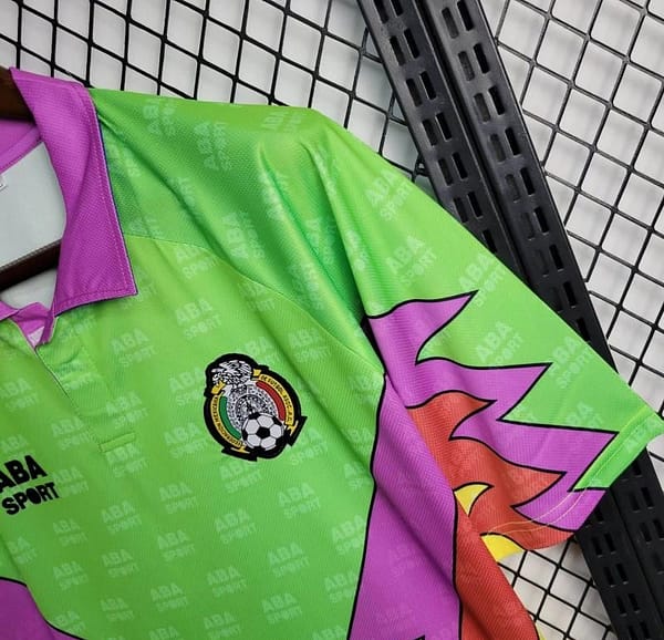 Retro 1994 USA World Cup Mexico Goalkeeper Jorge Campos Jersey - Image 3