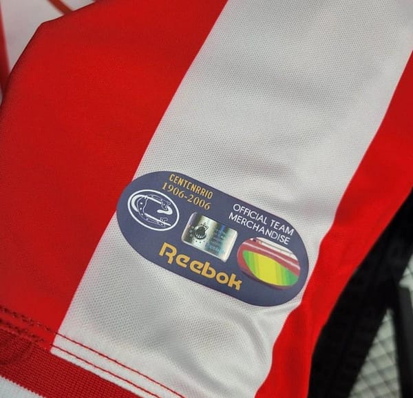 Retro 06/07 Chivas Guadalajara Home Jersey - Image 2